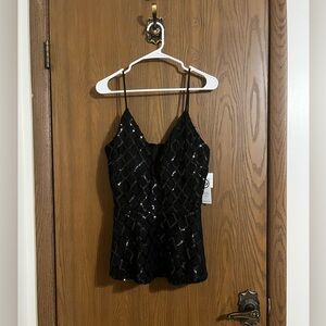 *NWT* Black Sleeveless Sequin Peplum Top